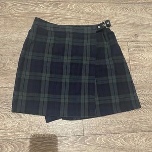 Brandy Melville schoolgirl skirt